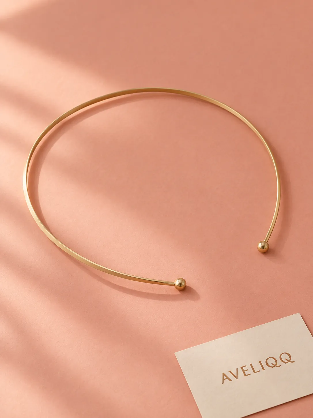 Serre-tête Foil Line sur fond uni coloré
