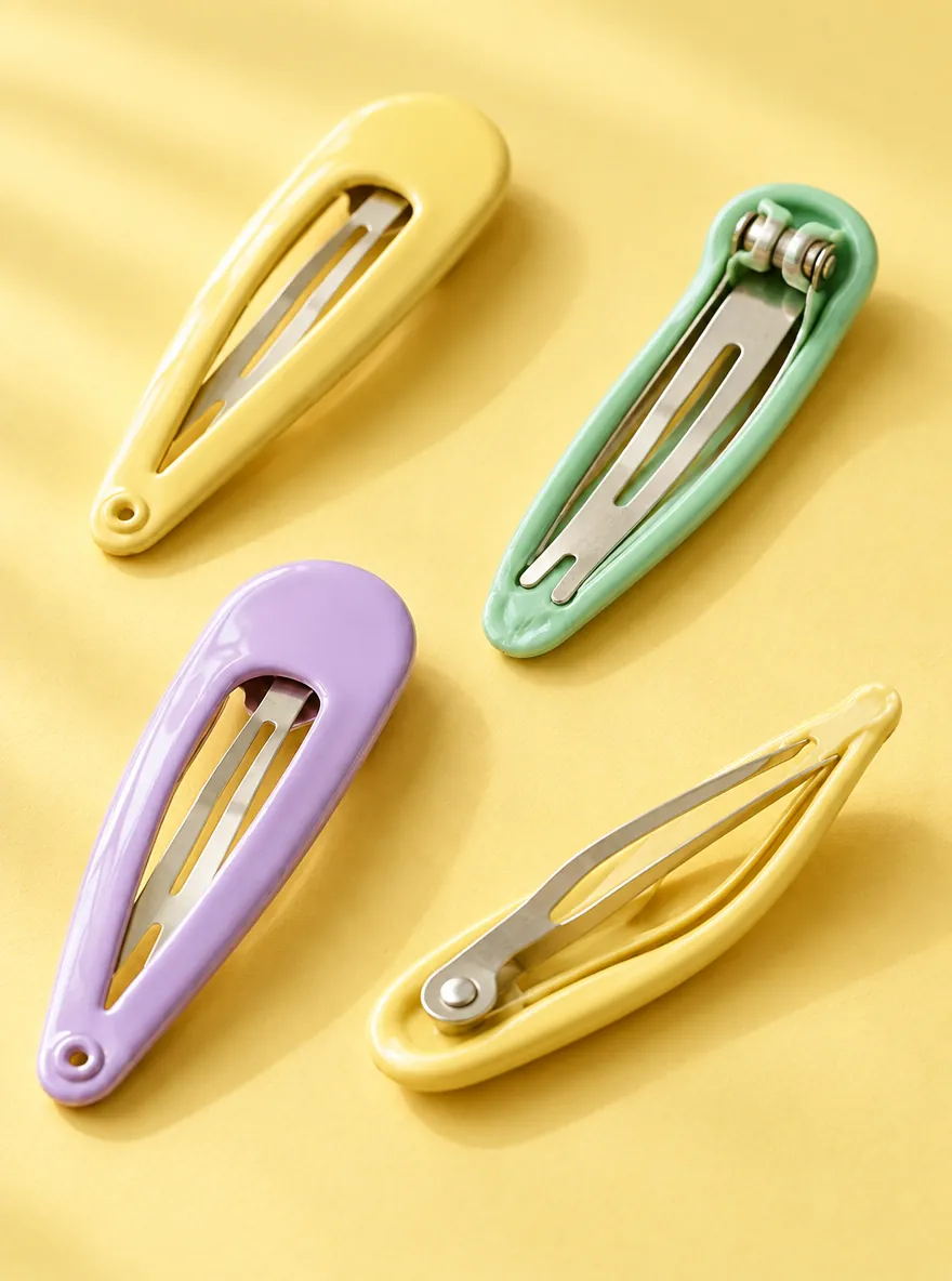 Klikspeldentrio Key Ring, close-up van structuur en sluiting