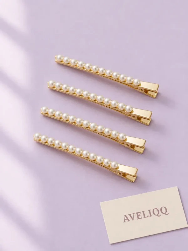 Pearl Row Slide Set on a plain coloured background