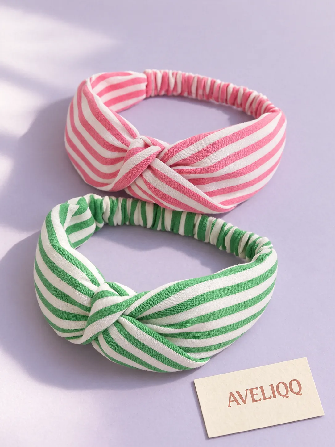 Hårbåndsæt Stripe Twist på ensfarvet baggrund